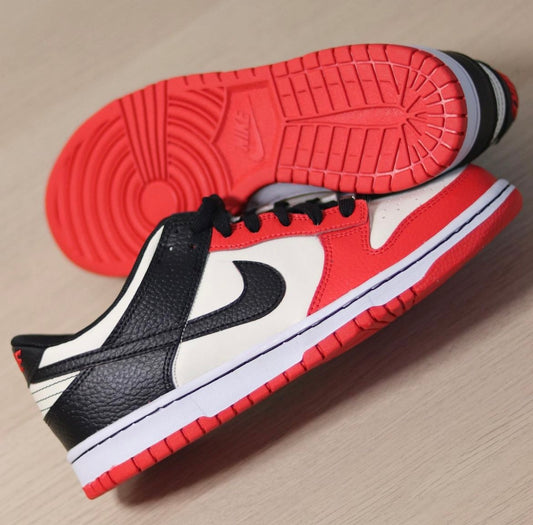 Dunk low Chicago NBA